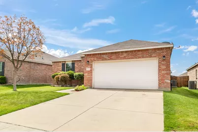 2408 Lohani Lane, Fort Worth, TX 76131 - Photo 2