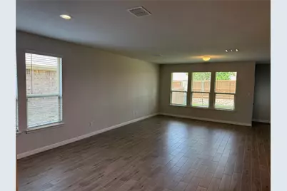 9620 Springmill, Fort Worth, TX 76036 - Photo 10