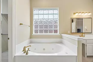6825 Oak Park Ln, Plano, TX 75023 - Photo 40
