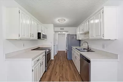 829 W Crossland Boulevard, Grand Prairie, TX 75052 - Photo 10