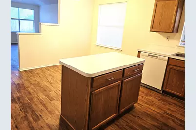1802 Berkeley Drive, Glenn Heights, TX 75154 - Photo 4