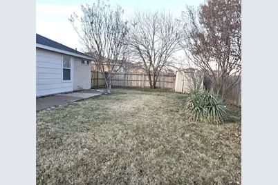 1802 Berkeley Drive, Glenn Heights, TX 75154 - Photo 14