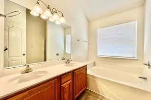 2210 Green Mere Dr, Arlington, TX 76001 - Photo 18