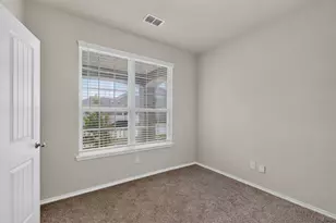 6009 Driscoll Ln, Providence Village, TX 76227 - Photo 14
