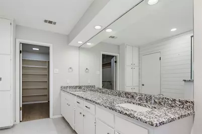 54 Legend Road, Benbrook, TX 76132 - Photo 26