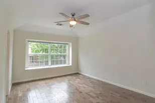 923 Kathryn Dr, Lewisville, TX 75067 - Photo 14