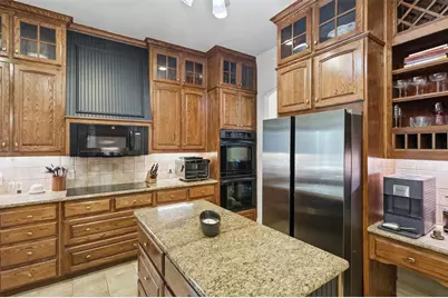 600 Hickory Court, Hurst, TX 76054 - Photo 12