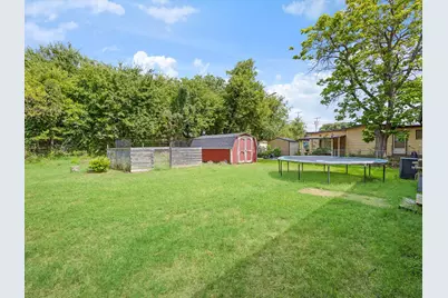 706 N Carrier Parkway, Grand Prairie, TX 75050 - Photo 18