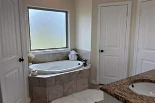 6 Starview Dr, Star Harbor, TX 75148 - Photo 8