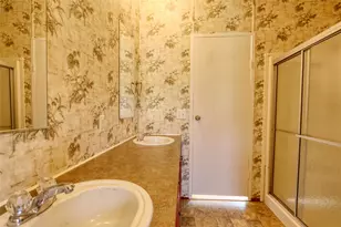 18531 Doubletree Dr, Justin, TX 76247 - Photo 16