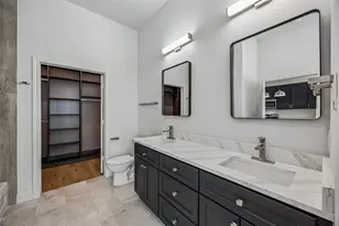 2010 Commerce St, Dallas, TX 75201 - Photo 4