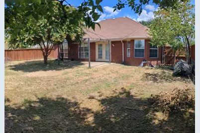 1010 Enlow Circle, Commerce, TX 75428 - Photo 2
