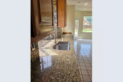 2720 Springhill Drive, Grapevine, TX 76051 - Photo 16