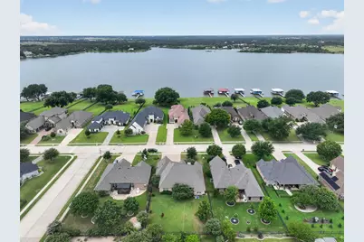 3545 Abes Landing Drive, Granbury, TX 76049 - Photo 10