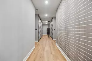 2010 Commerce St, Dallas, TX 75201 - Photo 14