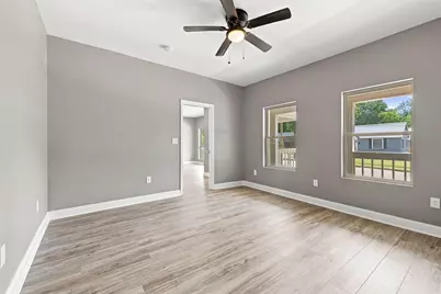 705 E Austin Street, Paris, TX 75460 - Photo 24