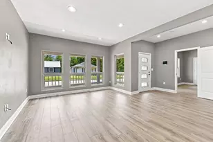 705 E Austin St, Paris, TX 75460 - Photo 6