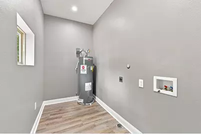 705 E Austin Street, Paris, TX 75460 - Photo 26