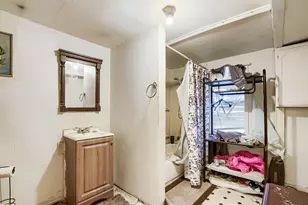 1012 E Jefferson St, Waxahachie, TX 75165 - Photo 12