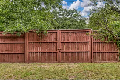 1202 NW 4th Avenue, Mineral Wells, TX 76067 - Photo 30