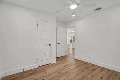 2117 Montana Trail, Grand Prairie, TX 75052 - Photo 16