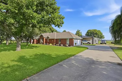 522 Preston Drive, Pottsboro, TX 75076 - Photo 1