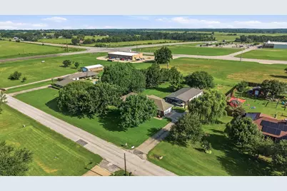 522 Preston Drive, Pottsboro, TX 75076 - Photo 2