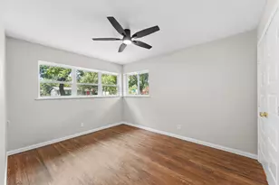 2335 Hartline Dr, Dallas, TX 75228 - Photo 18