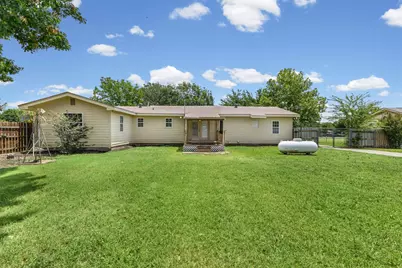 6709 Gillis Johnson Street, Fort Worth, TX 76179 - Photo 24