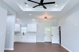449 Cypress St, Pittsburg, TX 75686 - Photo 18