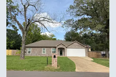 449 Cypress Street, Pittsburg, TX 75686 - Photo 2