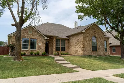 1743 Preston On The Lake Boulevard, Little Elm, TX 75068 - Photo 2