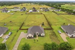 265 County Rd 1105, Rio Vista, TX 76093 - Photo 32