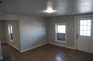 207 N Illinois St, Celina, TX 75009 - Photo 4
