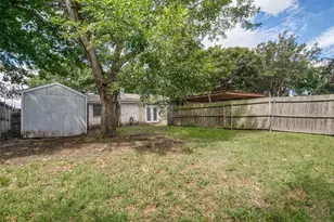 1805 Bosque Dr, Garland, TX 75040 - Photo 12