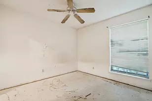 1805 Bosque Dr, Garland, TX 75040 - Photo 10