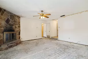 1805 Bosque Dr, Garland, TX 75040 - Photo 2