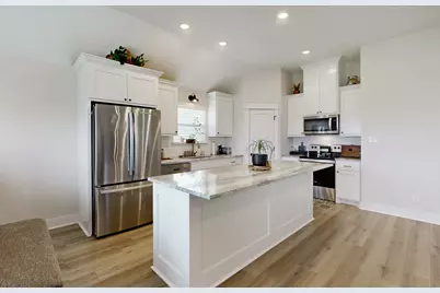 100 Turnrow Cove, Snook, TX 77878 - Photo 6