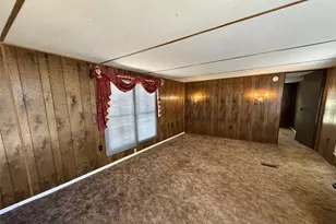 1025 E Owing St, Denison, TX 75021 - Photo 4