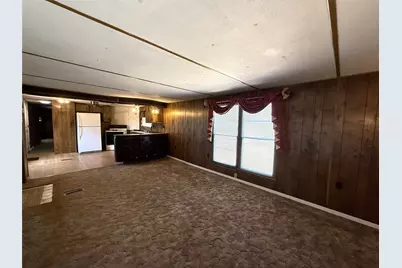 1025 E Owing Street, Denison, TX 75021 - Photo 2