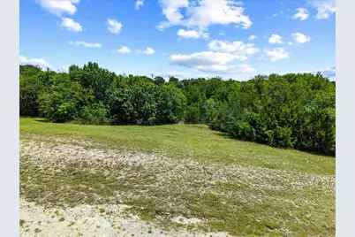 1915 W Emerald Bend Court, Granbury, TX 76049 - Photo 10