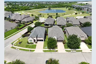 4637 Seabiscuit Street, Carrollton, TX 75010 - Photo 32