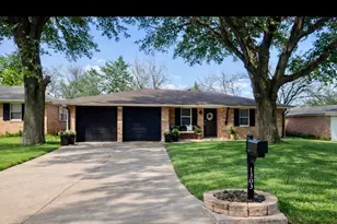 1303 Lafayette Dr, Denison, TX 75020 - Photo 1