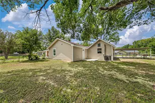 117 N Oak St, Lacy Lakeview, TX 76705 - Photo 38