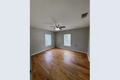 1007 W Clarendon Drive, Dallas, TX 75208 - Photo 8