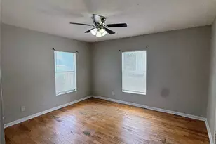 1007 W Clarendon Dr, Dallas, TX 75208 - Photo 8