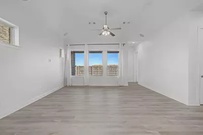 523 Paddock Way, Irving, TX 75039 - Photo 8