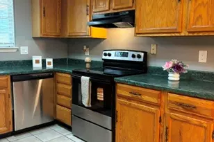 22 E Townhouse Ln, Grand Prairie, TX 75052 - Photo 14