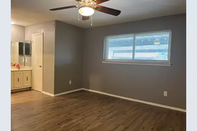 22 E Townhouse Lane #31, Grand Prairie, TX 75052 - Photo 20