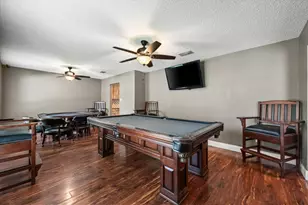 704 Whistler Dr, Arlington, TX 76006 - Photo 8